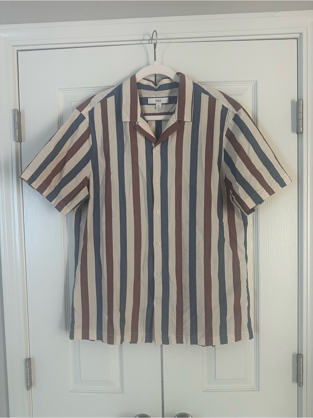 Mark & Spencer Men’s Short-Sleeve Vertical Stripe Shirt